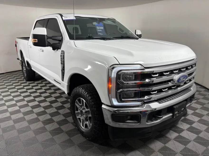 2023 Ford F-250 Lariat photo 1