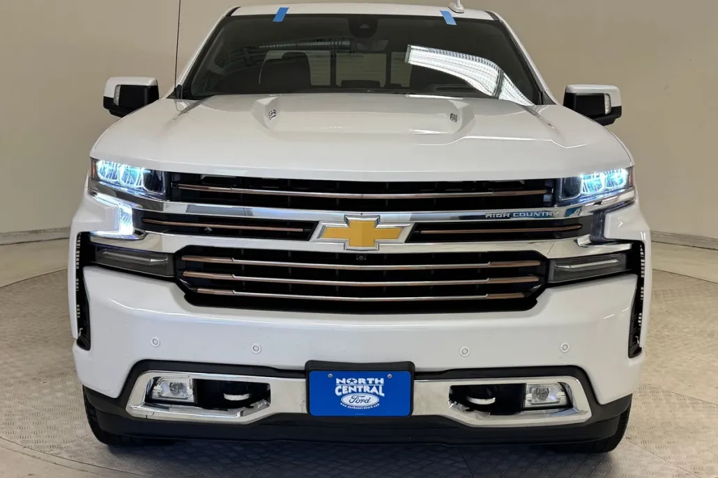2022 Chevrolet Silverado 1500 High Country photo 1