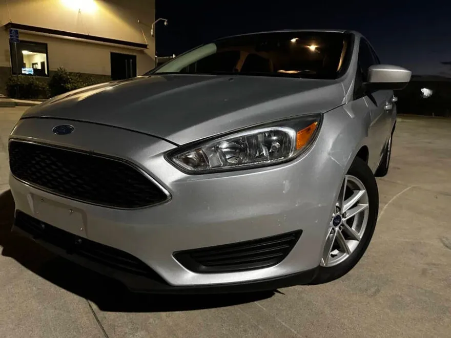 2018 Ford Focus SE photo 1