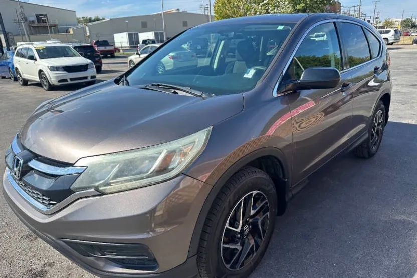 2016 Honda CR-V SE photo 1