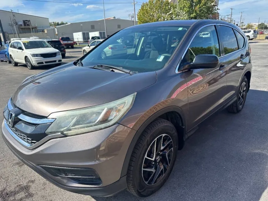 2016 Honda CR-V SE photo 1