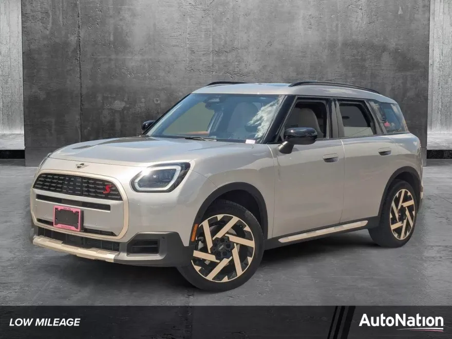 2025 Mini Countryman ALL4 S photo 1