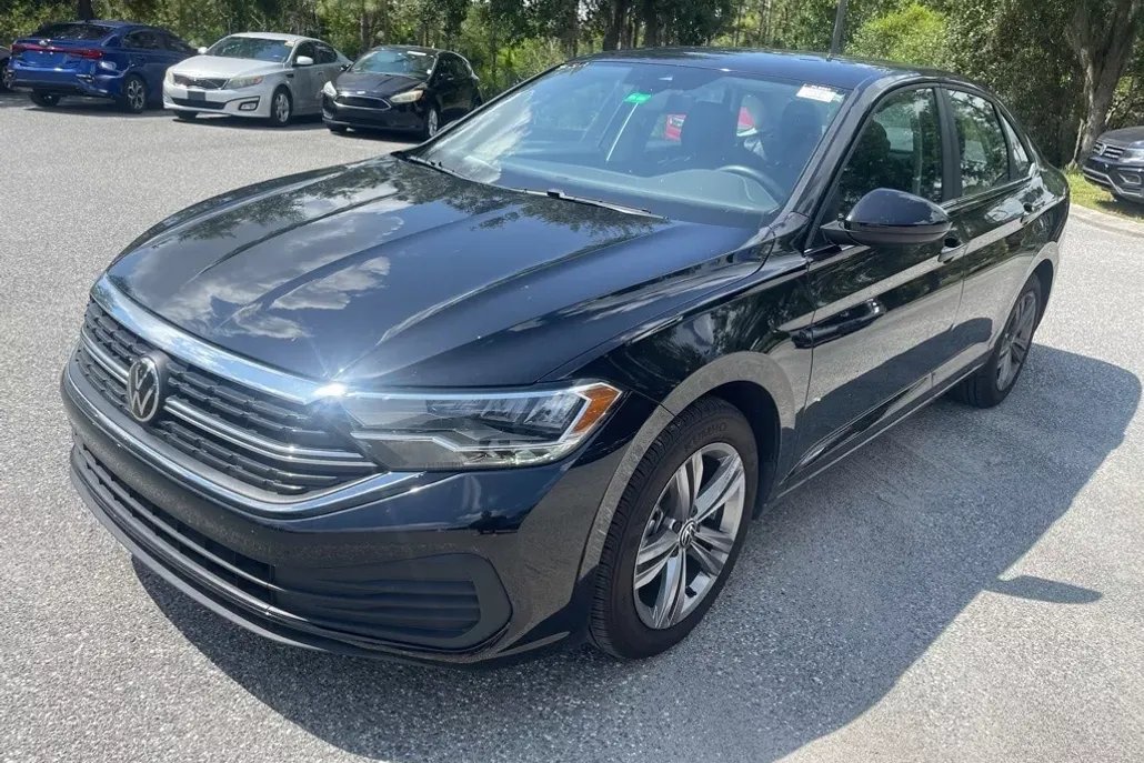 2024 Volkswagen Jetta 1.5T SE photo 1