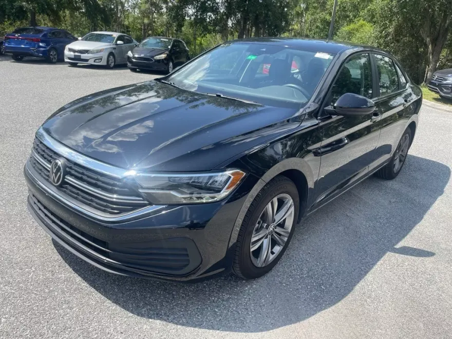 2024 Volkswagen Jetta 1.5T SE photo 1