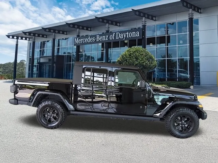 2021 Jeep Gladiator Willys photo 1