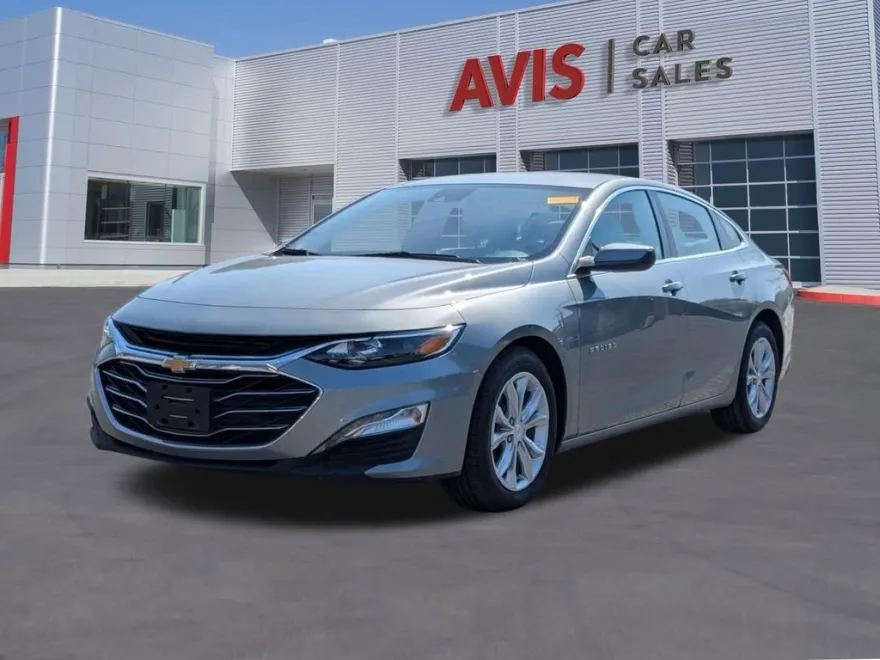 2024 Chevrolet Malibu 1LT photo 1