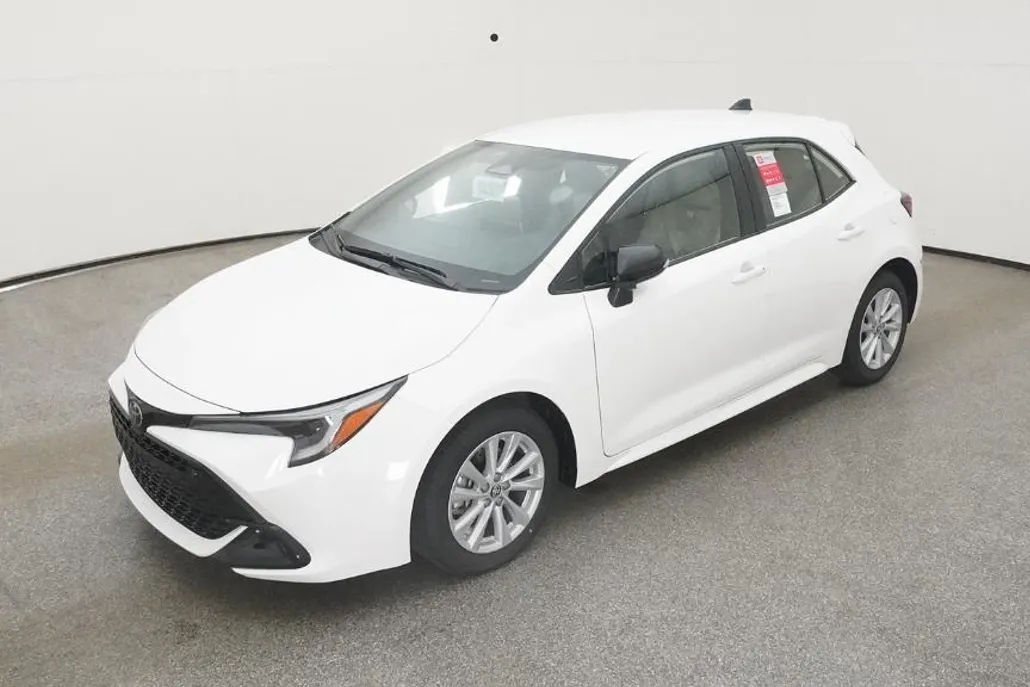 2026 Toyota Corolla SE photo 1