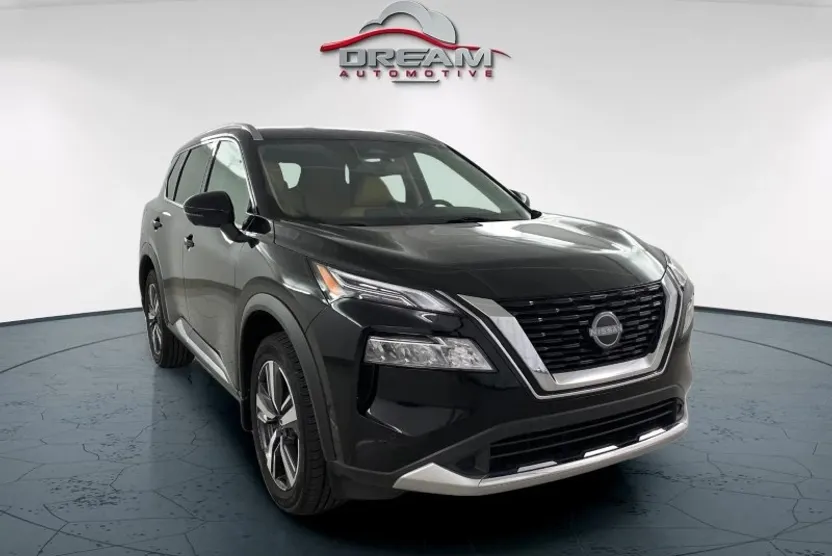 2023 Nissan Rogue Platinum photo 1