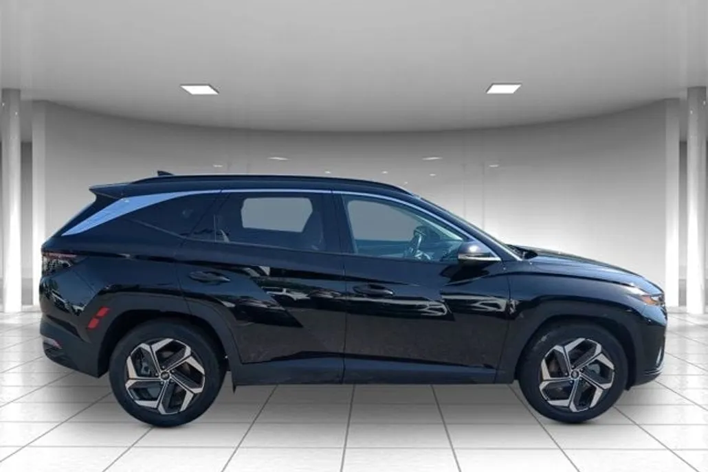 2024 Hyundai Tucson Limited photo 1