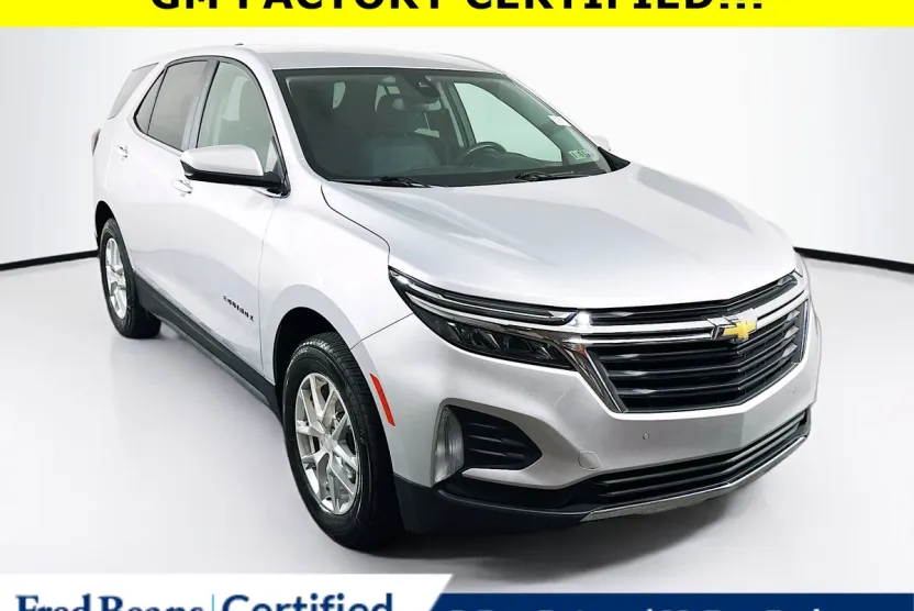 2022 Chevrolet Equinox LT photo 1