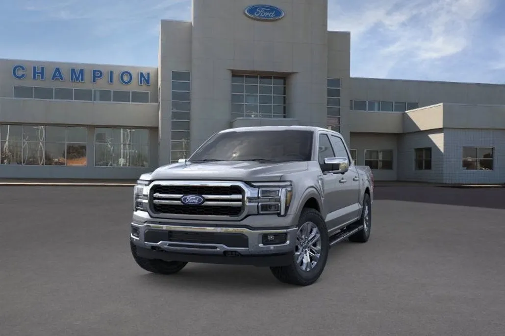 2025 Ford F-150 Lariat photo 1
