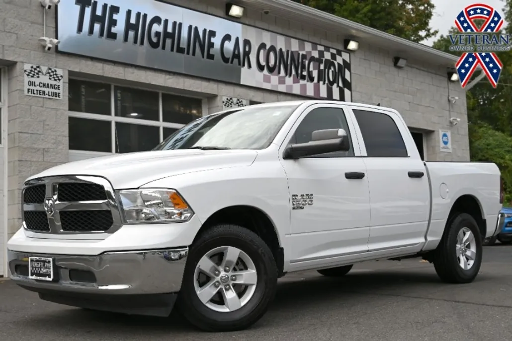 2023 Ram 1500 SLT photo 1