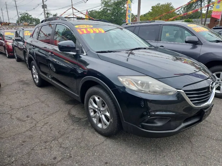 2014 Mazda CX-9 Touring photo 1