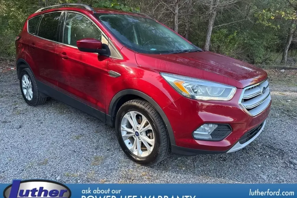 2018 Ford Escape SEL photo 1