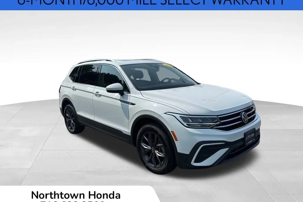 2022 Volkswagen Tiguan SE photo 1