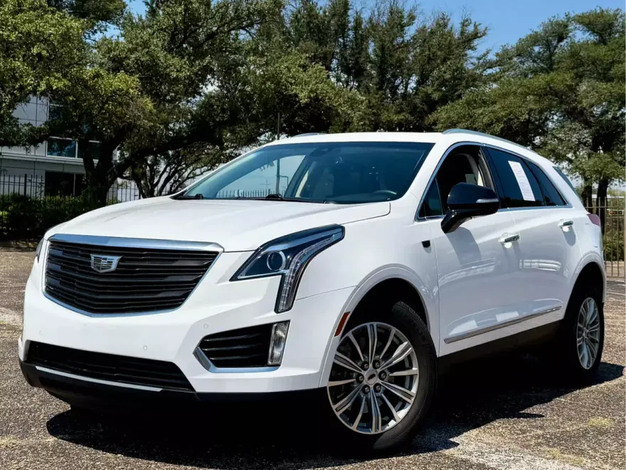 2018 Cadillac XT5 Luxury photo 1