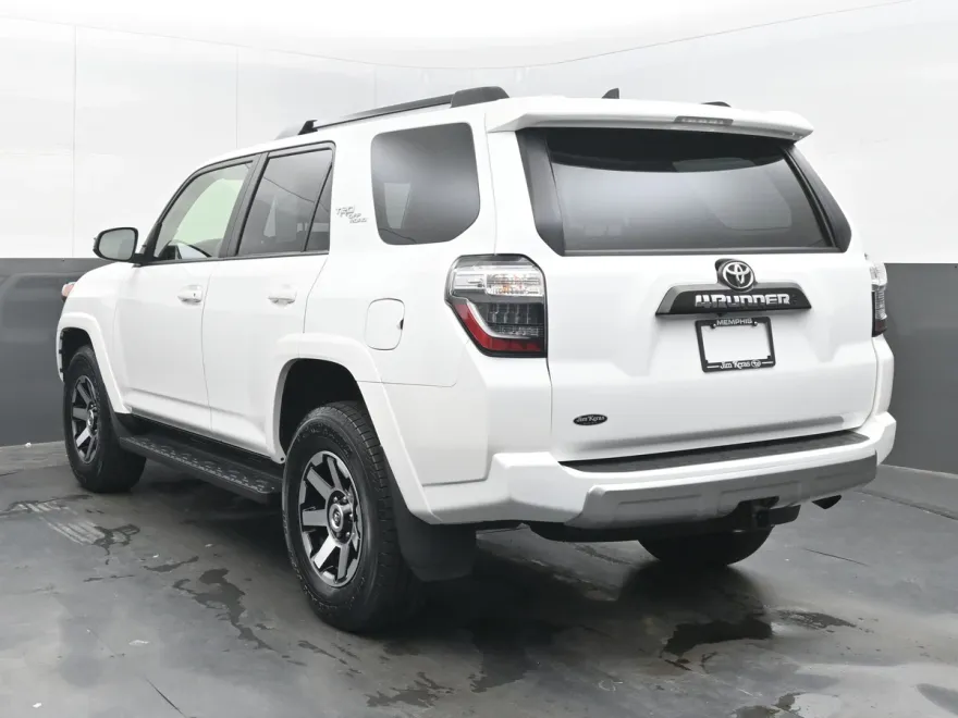 2024 Toyota 4Runner TRD photo 1