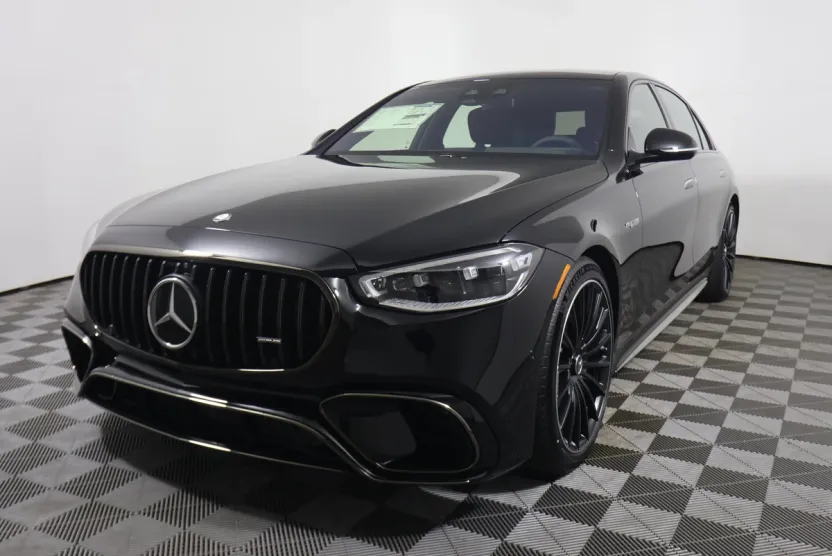 2025 Mercedes Benz S AMG 63 photo 1