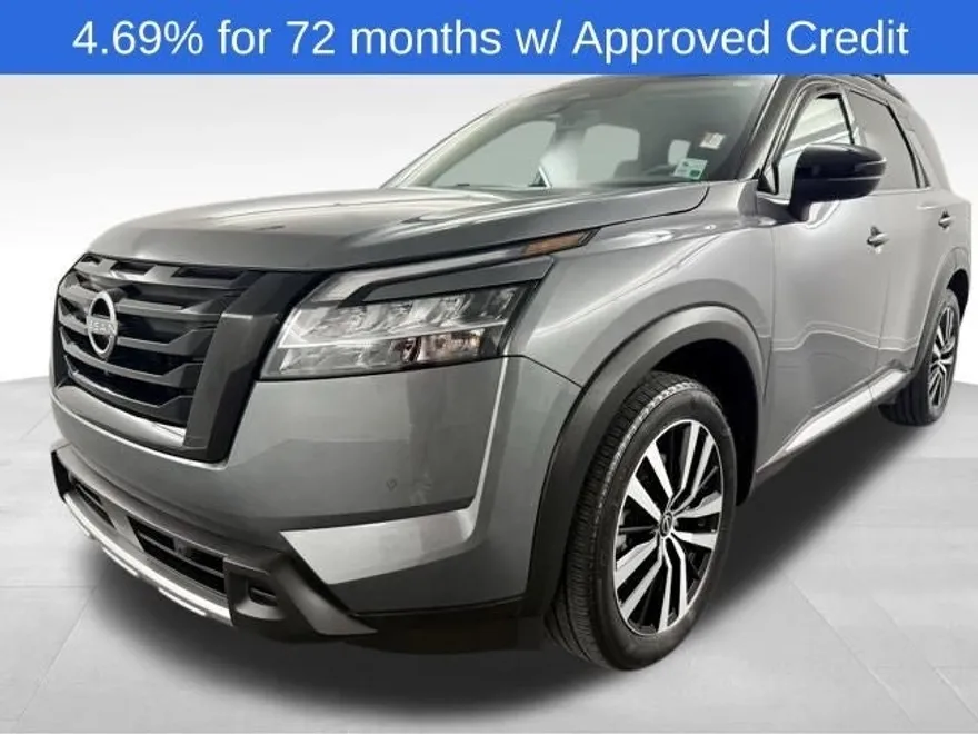 2023 Nissan Pathfinder Platinum photo 1