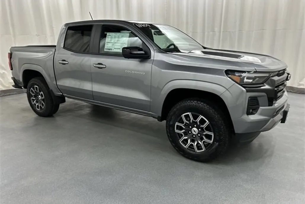 2026 Chevrolet Colorado Z71 photo 1