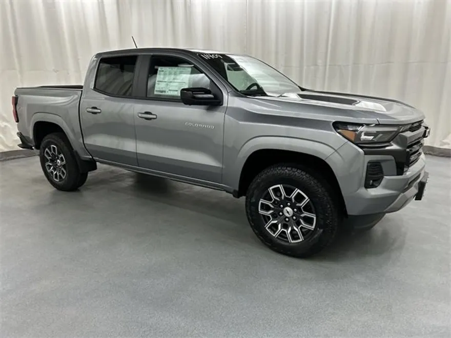 2026 Chevrolet Colorado Z71 photo 1