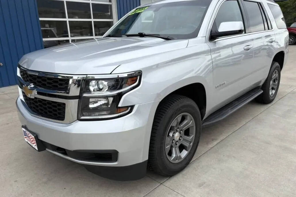 2020 Chevrolet Tahoe LS photo 1