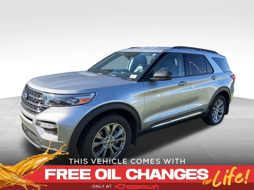 2022 Ford Explorer XLT photo 1
