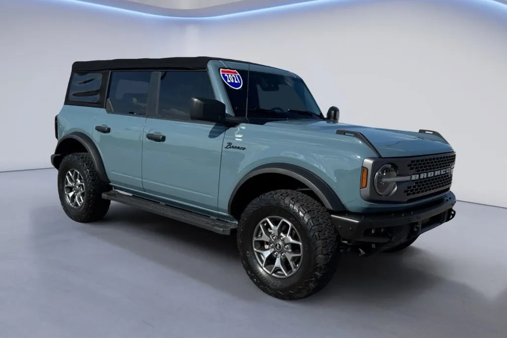 2021 Ford Bronco Badlands photo 1
