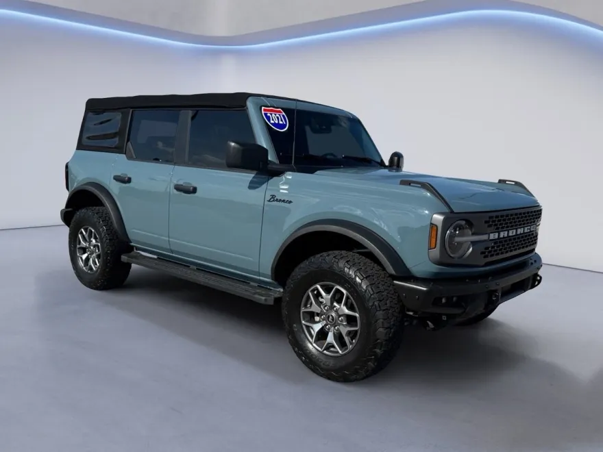 2021 Ford Bronco Badlands photo 1