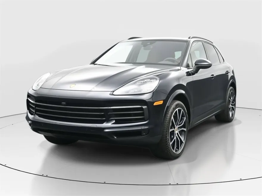 2023 Porsche Cayenne S Platinum Edition photo 1