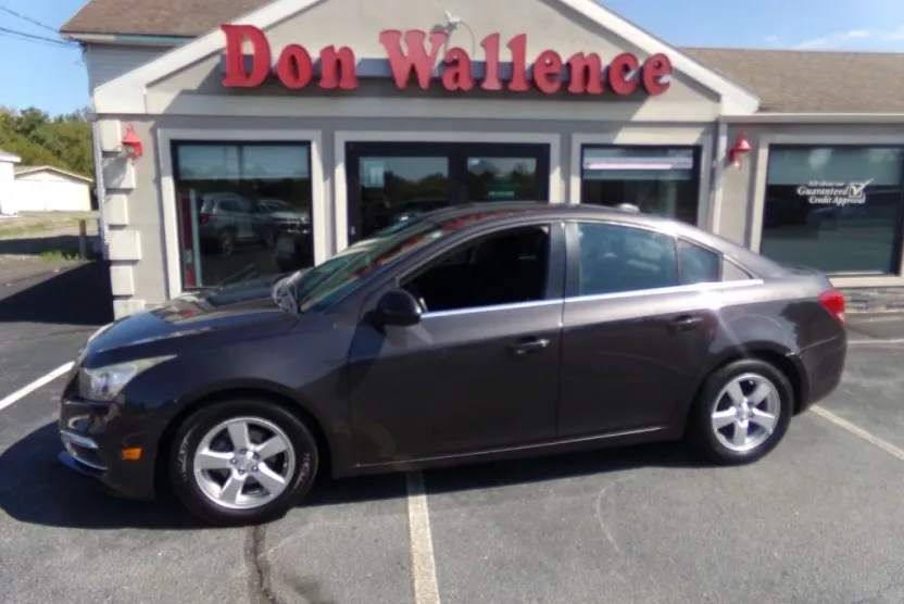 2016 Chevrolet Cruze photo 1