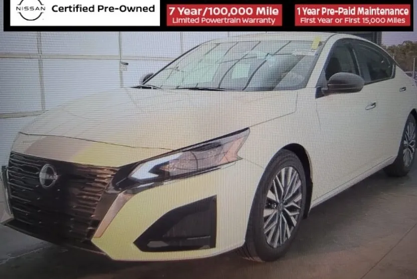 2024 Nissan Altima 2.5 SV photo 1