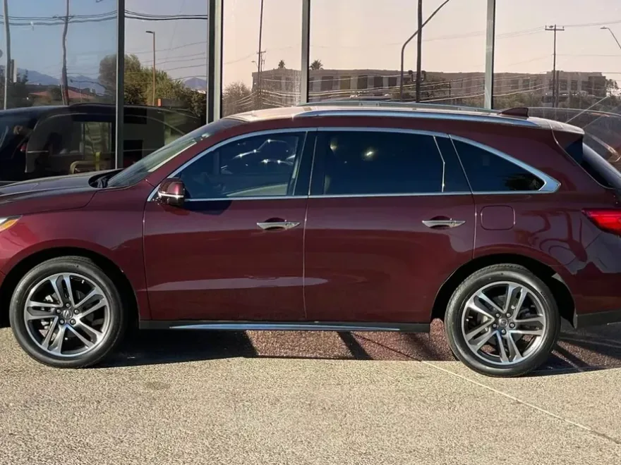 2017 Acura MDX SH-AWD Sport photo 1