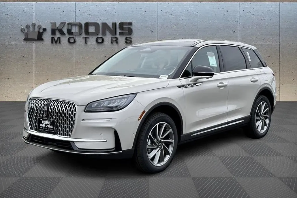 2024 Lincoln Corsair Premiere photo 1