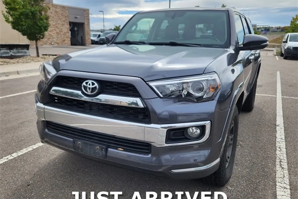 2015 Toyota 4Runner Limited photo 1