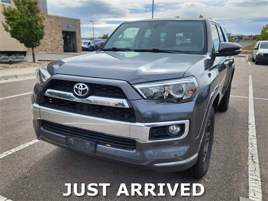 2015 Toyota 4Runner Limited photo 1