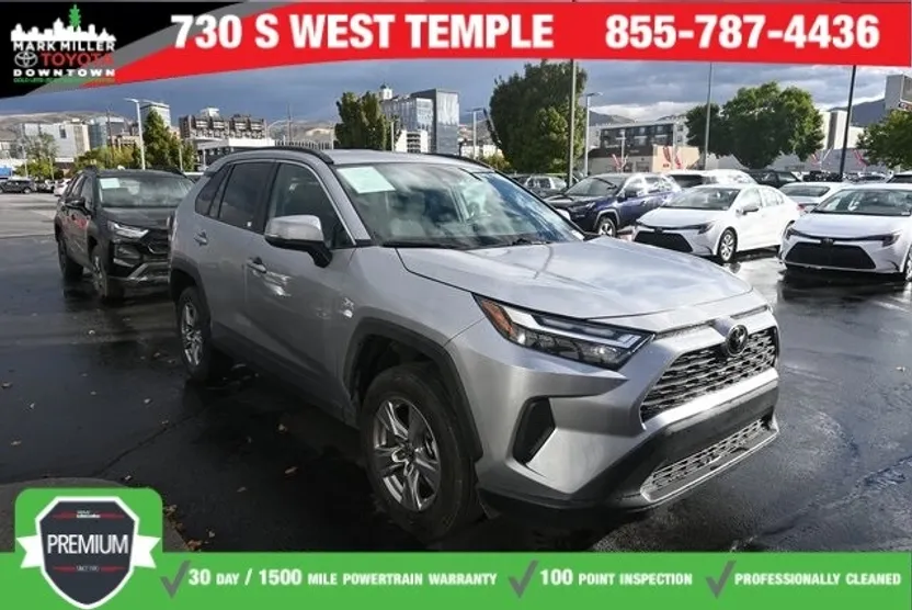 2025 Toyota RAV4 XLE photo 1