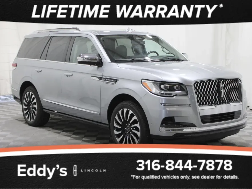 2022 Lincoln Navigator Black Label photo 1