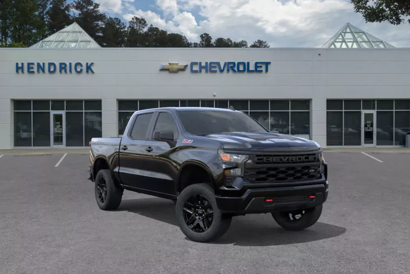 2025 Chevrolet Silverado 1500 Custom Trail Boss photo 1