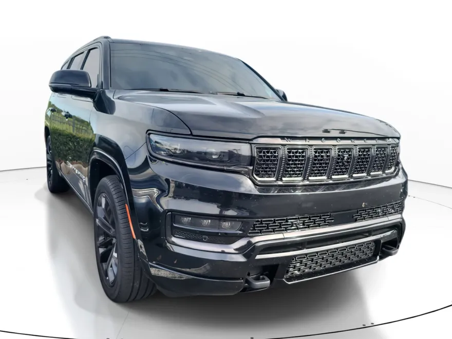 2024 Jeep Grand Wagoneer III Obsidian photo 1