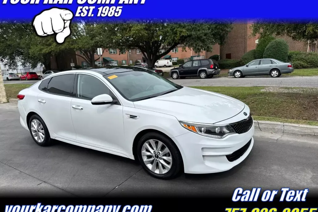 2016 Kia Optima EX photo 1