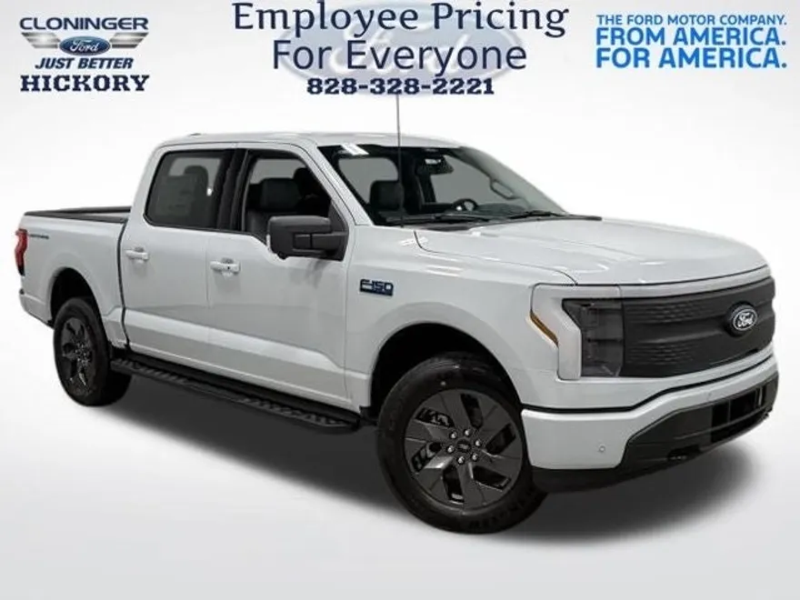 2025 Ford F-150 Lightning photo 1