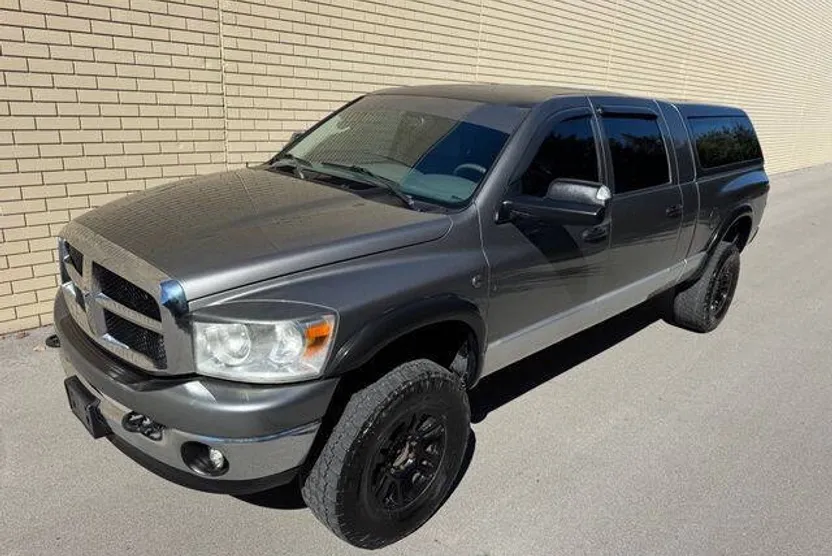2007 Dodge Ram SLT photo 1