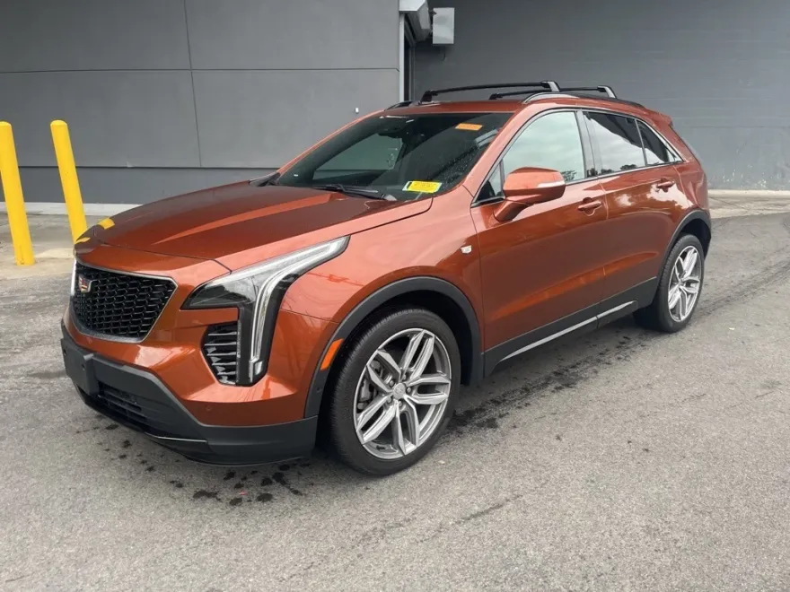 2019 Cadillac XT4 Sport photo 1
