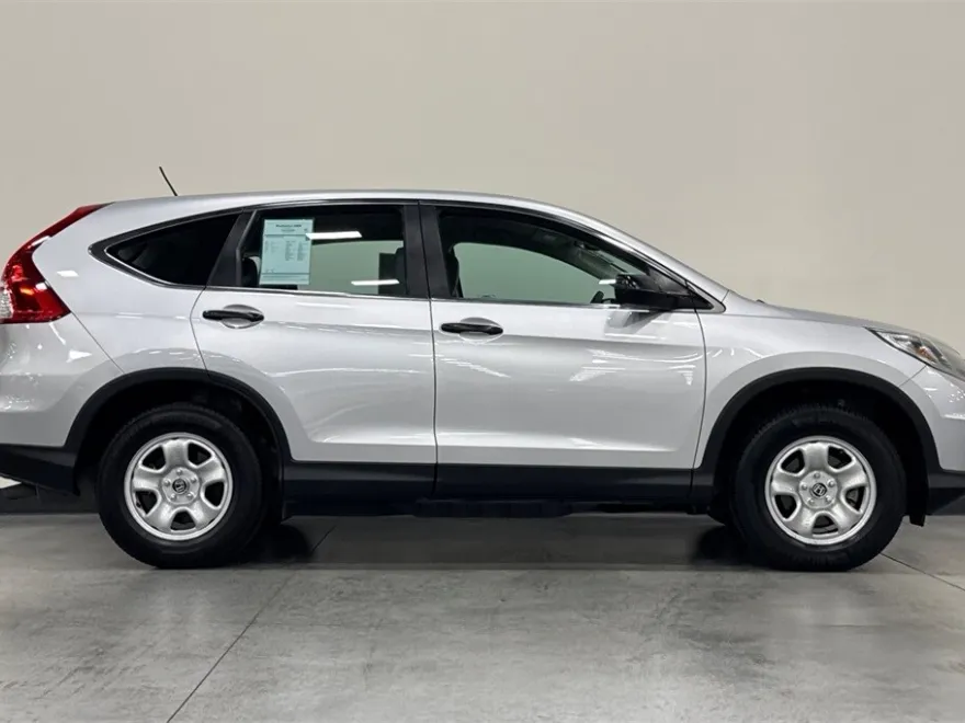 2016 Honda CR-V LX photo 1