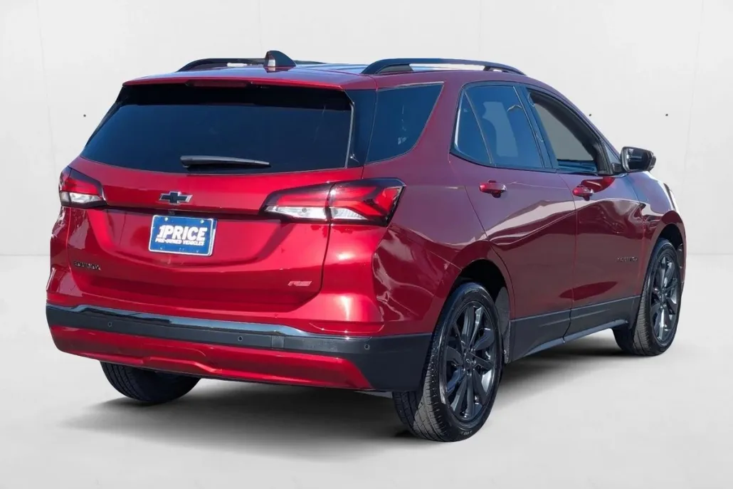 2023 Chevrolet Equinox RS photo 1