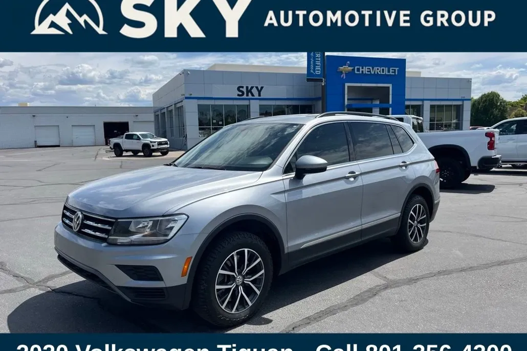 2020 Volkswagen Tiguan SE photo 1