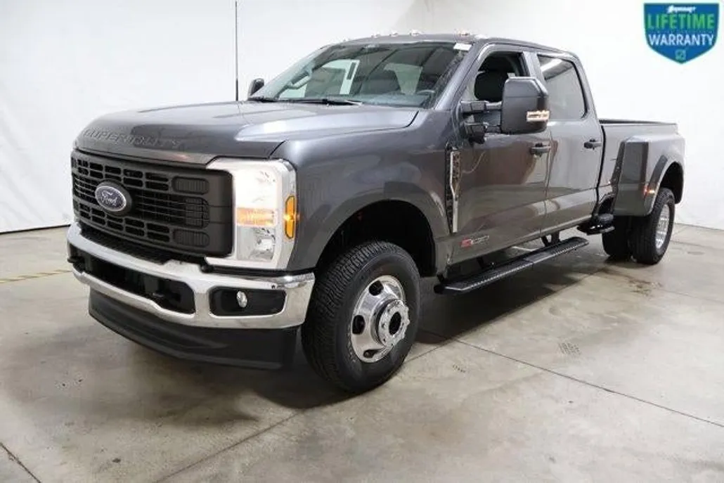 2026 Ford F-350 XL photo 1