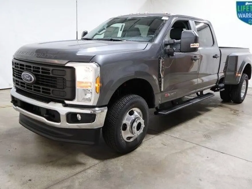 2026 Ford F-350 XL photo 1