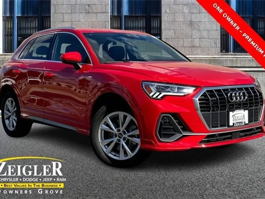 2023 Audi Q3 S line Premium Plus photo 1